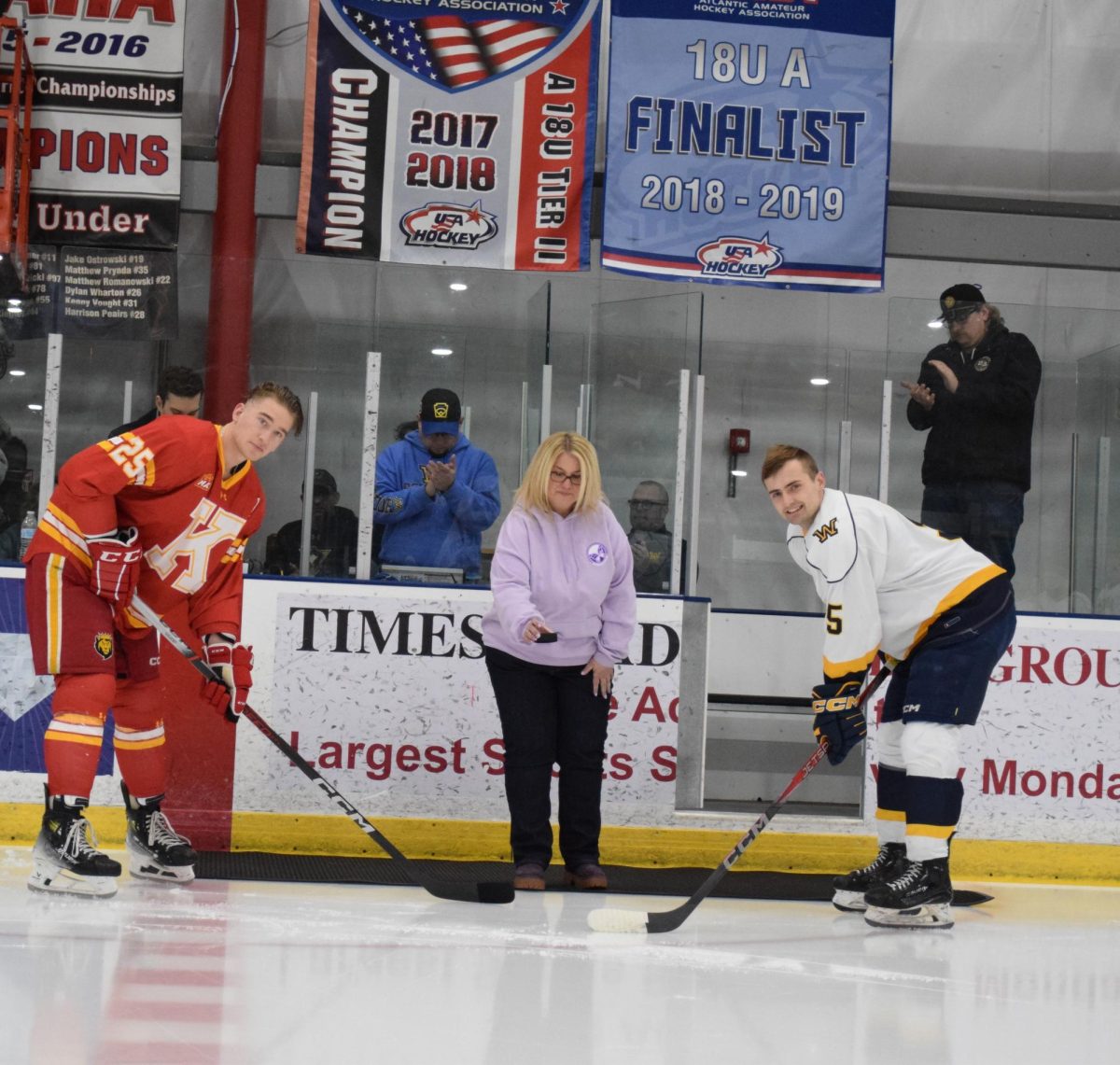  Carrie Mazur, Julia Mazur’s mother, dropped the puck at the ceremonial puck drop, with Wilkes’ Joe Johnson and King’s College’s Alex Ray representing their respective teams