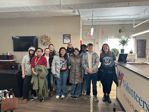 Wilkes University College Democrats and Honors students volunteer at Ruth's Place shelter for women.